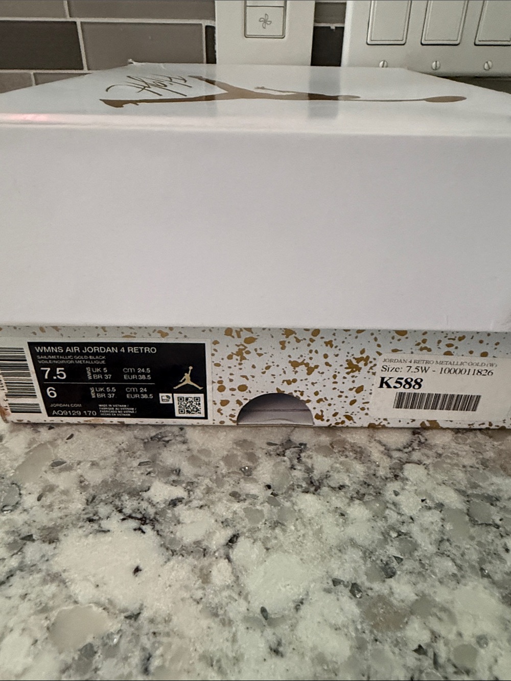 Jordan 4 retros Women’s White Sneakers with Gold Hardware - Picture 4 of 4